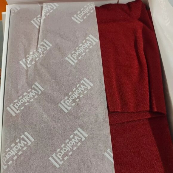 Wolford Colorado size Large NEW IN BOX - Picture 2 of 2